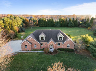 3218 Woodhaven Dr Bourbonnais, IL 60914