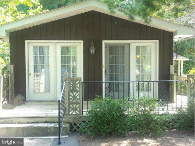 18072 Cypress Drive, Cobb Island, MD, USA