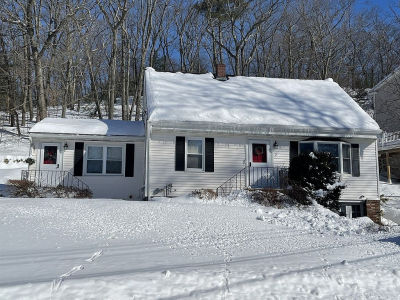 2 Mooney Rd Burlington, MA 01803