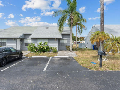 7201 Tam Oshanter Blvd North Lauderdale, FL 33068