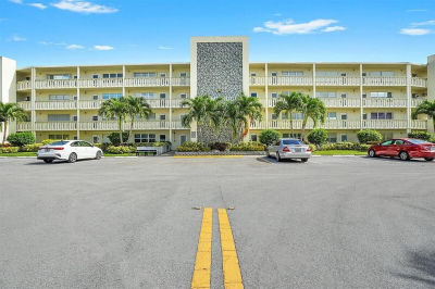 2013 Cambridge #2013-A Deerfield Beach, FL 33442