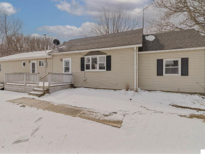 212 Oak St Pisgah, IA 51564