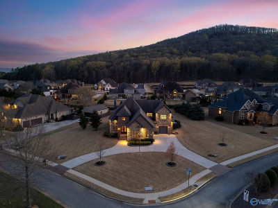 35 McMullen Ln SE Gurley, AL 35748