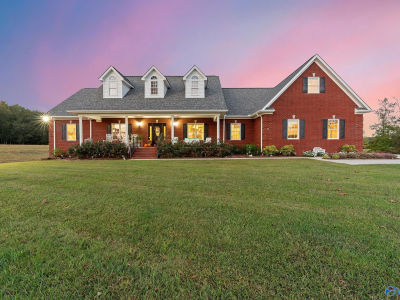 853 Ellis Rd Boaz, AL 35957