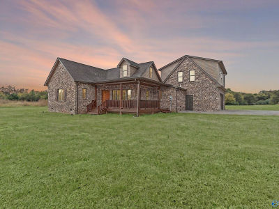 28 Henderson Rd Lynchburg, TN 37352