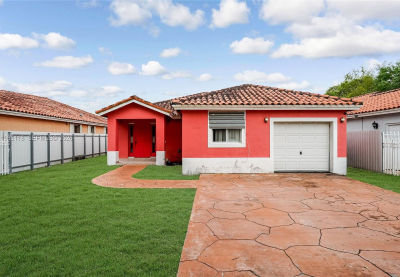 12418 SW 230th St Miami, FL 33170