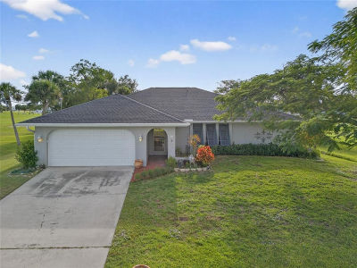 36 Bunker Ln Rotonda West, FL 33947