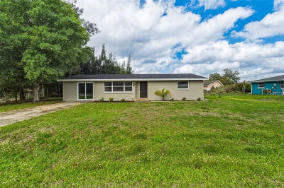 2313 Pinegrove Cir Punta Gorda, FL 33982