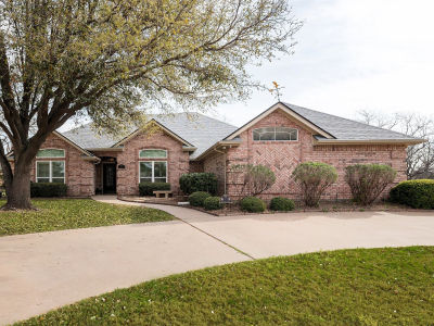 8913 Brierfield Rd Granbury, TX 76049