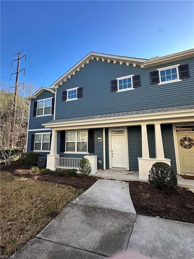 612 Lacy Oak Dr Chesapeake, VA 23320