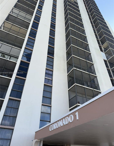 20335 N Country Club Dr APT 1804 Aventura, FL 33180
