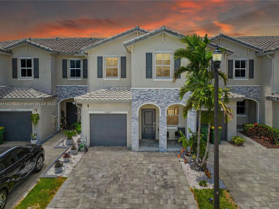 2647 SE 13th St Homestead, FL 33035