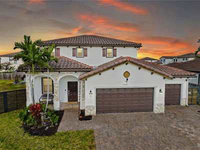 22986 SW 128th Pl Miami, FL 33170