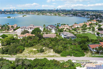 680 Inlet Dr Marco Island, FL 34145