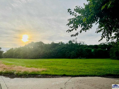 2010 Maple Ave Terre Haute, IN 47804