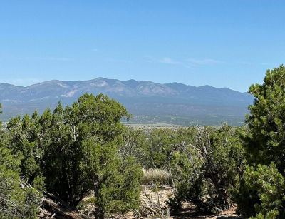 10 San Miguel Trl Mountainair, NM 87036