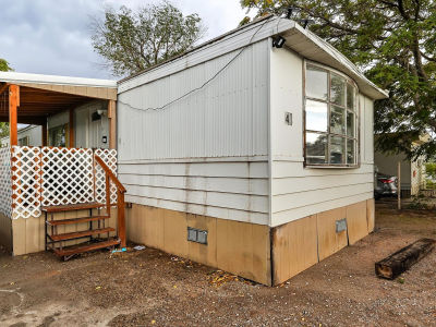 4301 Blake Rd SW TRAILER 40 Albuquerque, NM 87121
