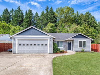 1774 Grape Ct Sweet Home, OR 97386