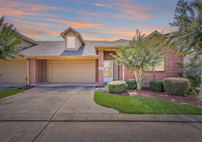 1726 Village Townhome Dr Pasadena, TX 77504