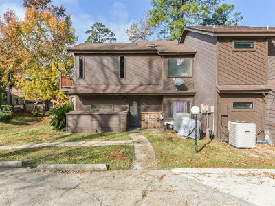 200 Fountain Lake #132 Livingston, TX 77351