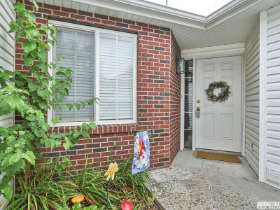 8446 S Tularosa Ct Lincoln, NE 68516