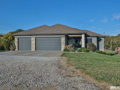1360 Harvest Dr Plattsmouth, NE 68409