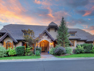 8778 S Falcon Heights Ln Cottonwood Heights, UT 84093