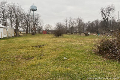 125 Village Ln Marysville, IN 47141