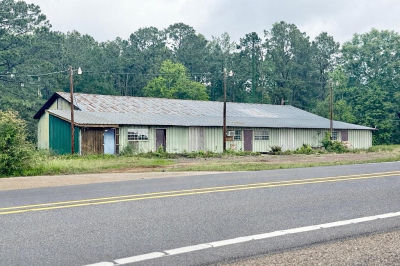 5255 State Highway 21 E Hemphill, TX 75948