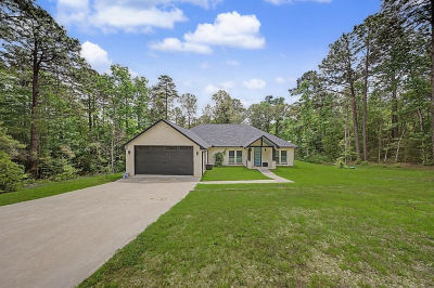 211 McGregor Dr Brookeland, TX 75931