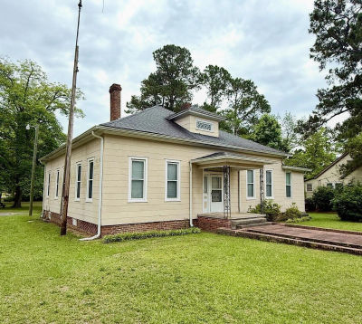 619 Bridge St Bamberg, SC 29003