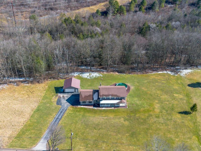 58 Davison Rd Dalton, PA 18414
