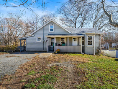 12 Quarry St Norwich, CT 06360