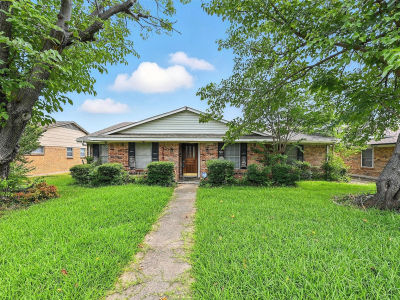 4734 Preston Trail Dr Mesquite, TX 75150