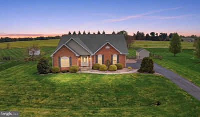 195 Winnow Dr Clayton, DE 19938