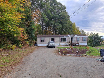 145 Swain Hill Rd Skowhegan, ME 04976