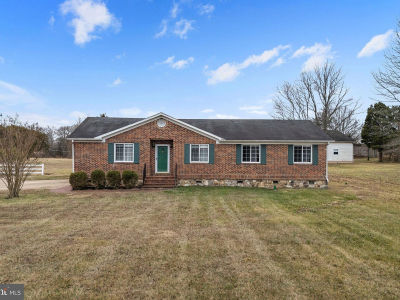 14917 Compton Rd Centreville, VA 20121