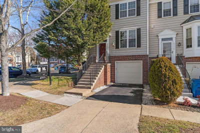 25450 Upper Clubhouse Dr Chantilly, VA 20152