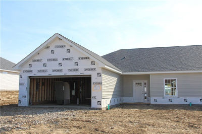 334 Cherokee Dr Beaver Falls, PA 15010