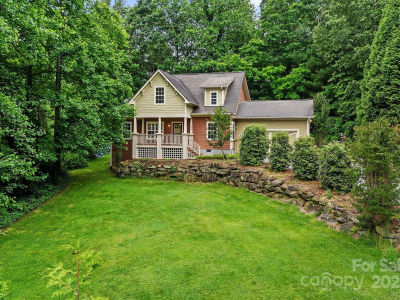 508 Fairway Dr Hendersonville, NC 28739