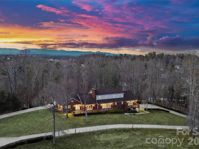 735 Macedonia Rd Asheville, NC 28804