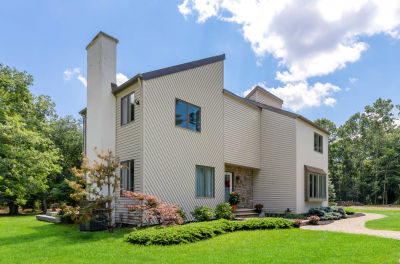 13 Hidden Pines Drive, Millstone, NJ, USA
