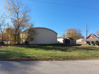 7 Harrison Ave Whitestown, IN 46075