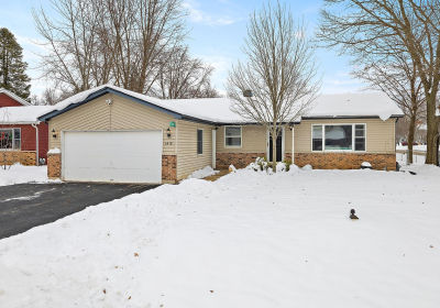 6418 Martin St Crystal Lake, IL 60014