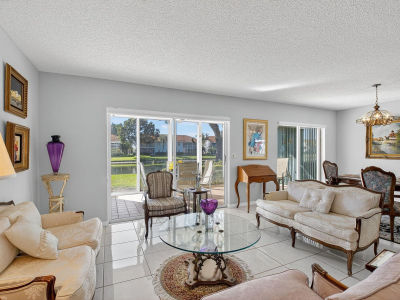 7342 Lake Meadow Way APT 102 Boynton Beach, FL 33437