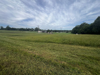 1579 Woodbury Hwy Manchester, TN 37355