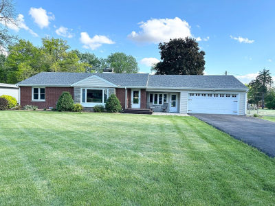 9 Weft Rd Kankakee, IL 60901