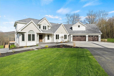 3738 Foundation Dr Wellsville, NY 14895