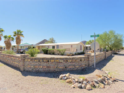 860 S Connor Ln Quartzsite, AZ 85346