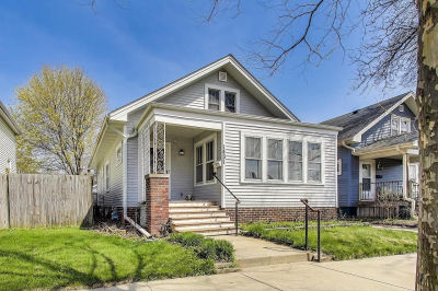 1431 Blaine Ave Racine, WI 53405